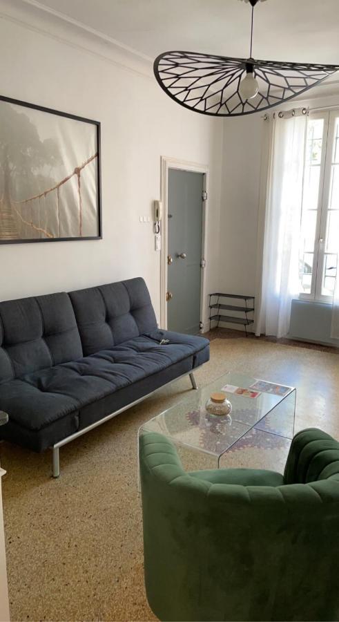 L'Ecrin Des Calquieres Apartman Nîmes Kültér fotó